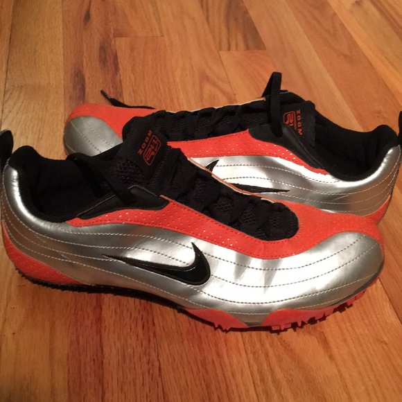 nike bowerman spikes